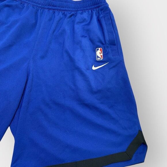 Nike Dri-Fit Detroit Pistons Basketball Shorts AV1804-495 Mens size Large New - Picture 5 of 12